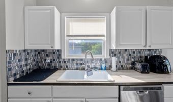 4359 N Rushwood Ct, Bel Aire, KS 67226