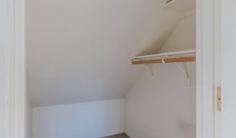 246 9th St Aly, Ashland, OR 97520