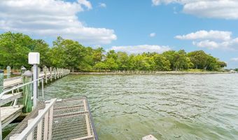7101 BAY FRONT Dr #202, Annapolis, MD 21403