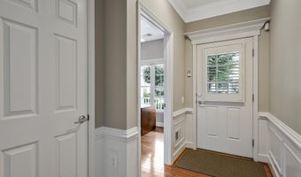 20432 BUNKER HILL Way, Ashburn, VA 20147