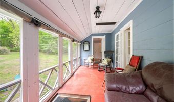 19 Junction Rd, Brookfield, CT 06804