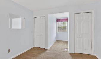 1202 VIKING Dr N, Arnold, MD 21012