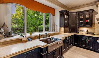 1128 S 6th Ave, Arcadia, CA 91006