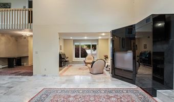 29 Sunset Rd S, Albertson, NY 11507