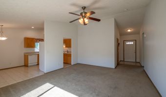 746 NW DESERT PINE St, Albany, OR 97321