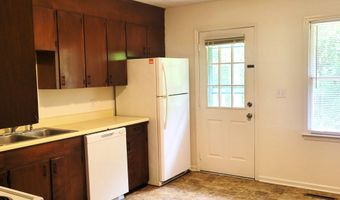 607 Longleaf Rd A, Aberdeen, NC 28315