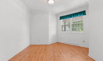 321 E APPLE CREEK Rd, Appleton, WI 54913
