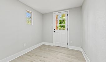 7120 Bienville Dr, Biloxi, MS 39532