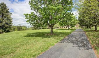 8001 MAPLEVILLE Rd, Boonsboro, MD 21713