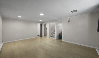 27 2nd St, Adams, MA 01220