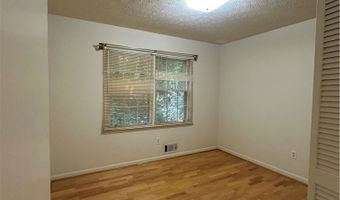 375 Segrest Cir, Athens, GA 30605