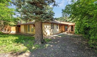 8953 Grand Ave, Beulah, CO 81023