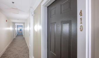 4951 BRENMAN PARK Dr 410, Alexandria, VA 22304