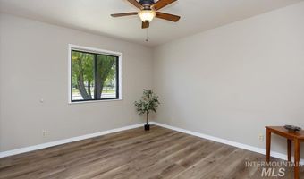 1030 Clear Creek Dr, Buhl, ID 83316
