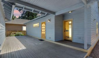 2612 NW Lemhi Pass Dr, Bend, OR 97703