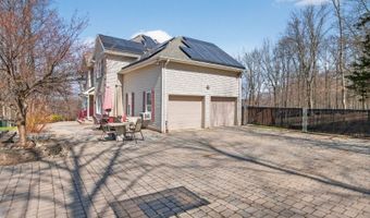 15 Hidden Valley Rd, Andover, NJ 07860