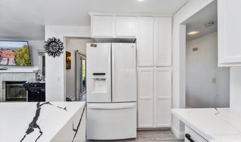 6073 E Butterfield Ln, Anaheim, CA 92807
