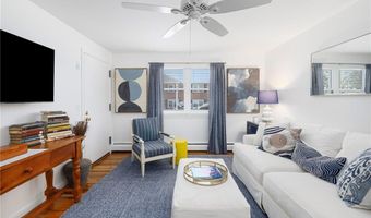 70 Carroll Ave 1009, Newport, RI 02840