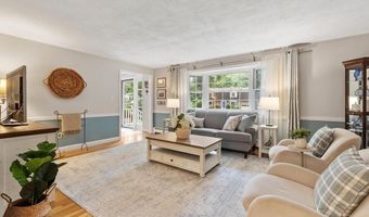 5 Myrtle Dr, Acton, MA 01720