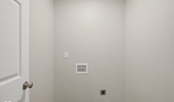 230 North St, Austin, IN 47102