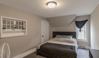 202 E Adams St, Arlington, MN 55307