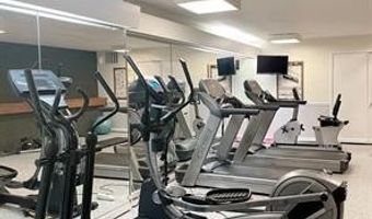 5340 HOLMES RUN Pkwy #706, Alexandria, VA 22304