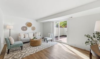 5603 INDEPENDENCE Cir, Alexandria, VA 22312