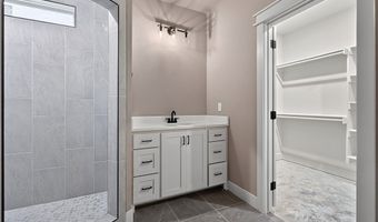 19 McGaugh Dr, Bella Vista, AR 72715