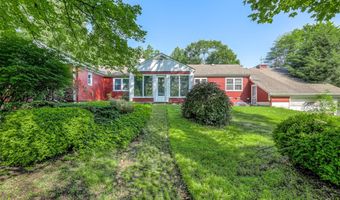627 Haverstraw Rd, Airmont, NY 10901