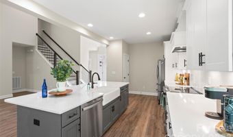 1607 Freemont Dr, Alexis, NC 28006