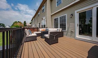 1658 PINEWIND Dr, Alburtis, PA 18011