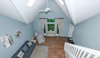 2096 Hidden Hollow Ln, Akron, OH 44313