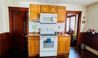 200 Market St, Warren, RI 02885