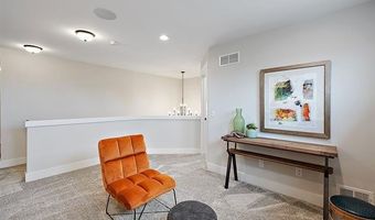 6151 N TRAILWOODS Dr, Ann Arbor, MI 48103