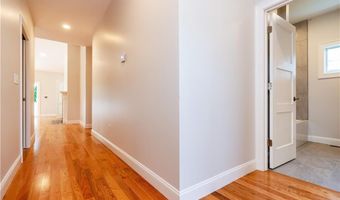 13 Hampton Rd 21, Coventry, RI 02816