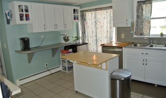 4 Eden Park Dr, Cranston, RI 02910