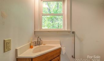 40 Craggy View Ln, Barnardsville, NC 28709