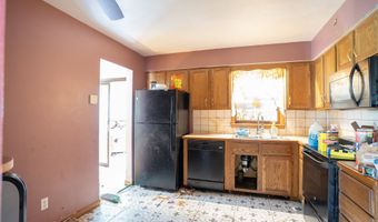 3327 Kinsey Ave, Des Moines, IA 50317