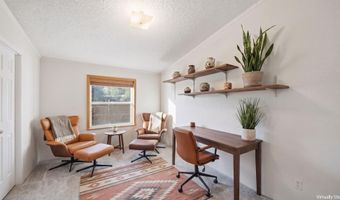 3 Camino Anastacio, Arroyo Hondo, NM 87513
