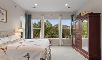 117 MALLARD Dr, Lake Frederick, VA 22630