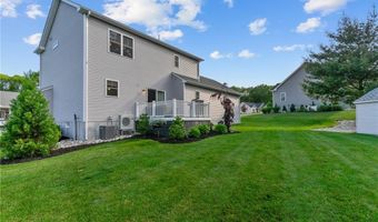 25 Ironwood Dr, Coventry, RI 02816