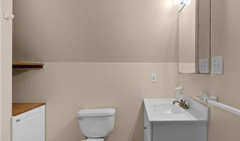 26 Channing St, Newport, RI 02840