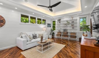 127 Mokumanu Dr, Kailua, HI 96734