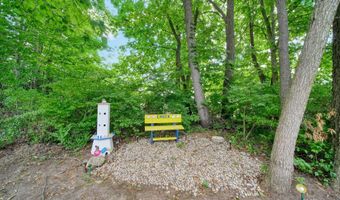 508 Rio Grande Dr, Adrian, MI 49221