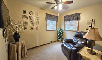 709 N 3rd St, Aberdeen, SD 57401
