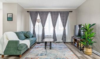 816 W Saint James St 1E, Arlington Heights, IL 60005