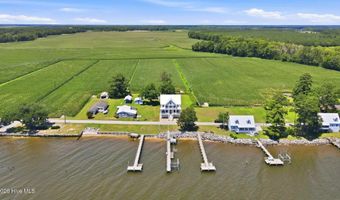 481 River Rd, Arapahoe, NC 28510