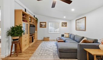 16020 E 5th St, Bayview, ID 83803