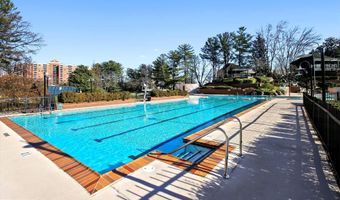 307 YOAKUM Pkwy 406, Alexandria, VA 22304
