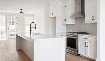 7110 Summit Pl, Alpharetta, GA 30009